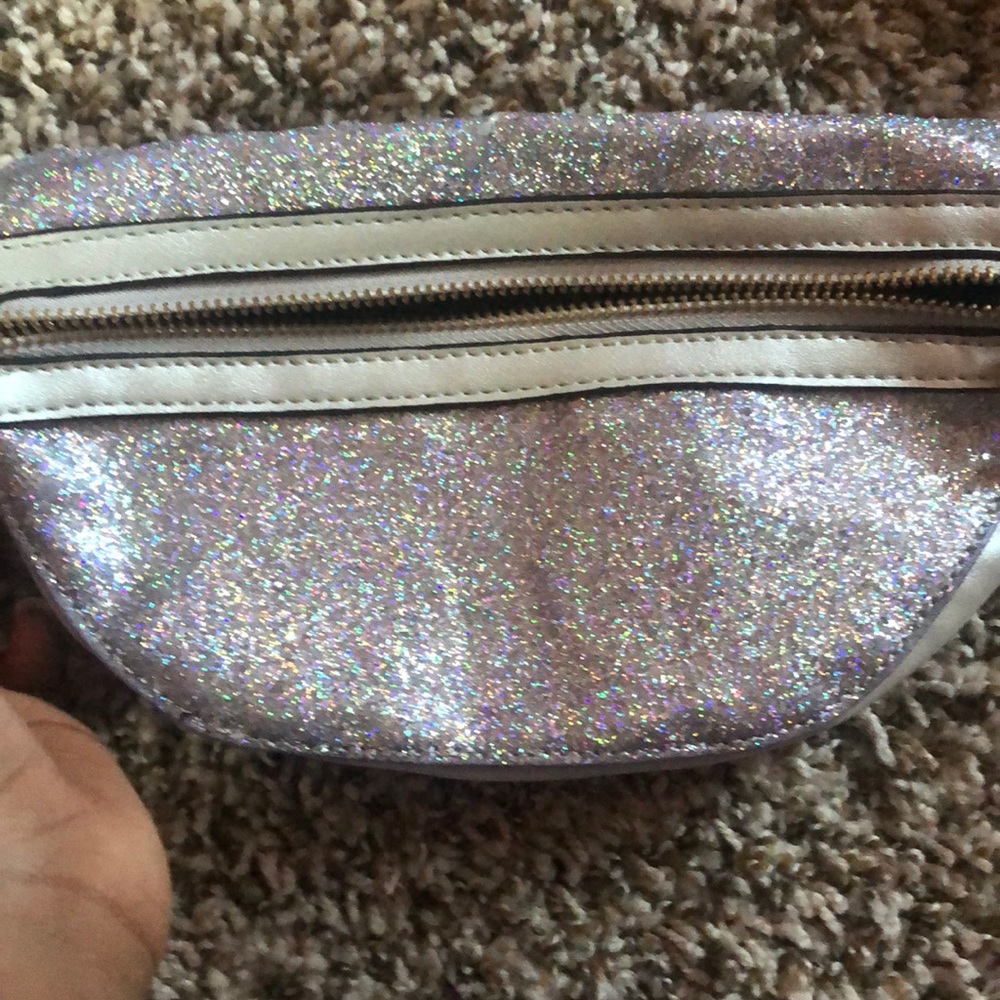 Silver Fanny Pack - Picture 3 of 3
